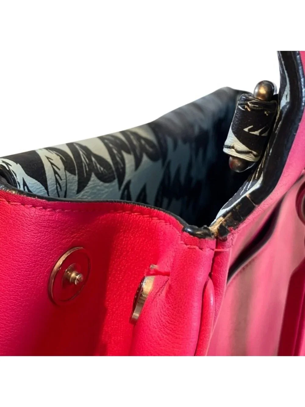 Dior Be Handbag Leather